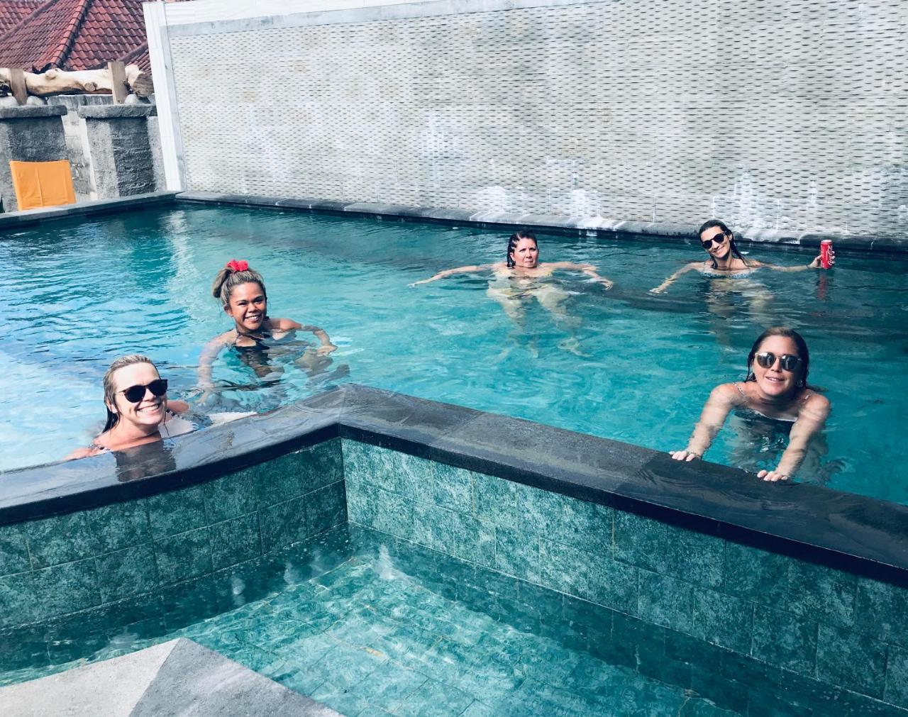 D'yuki Huts Lembongan लॉज *